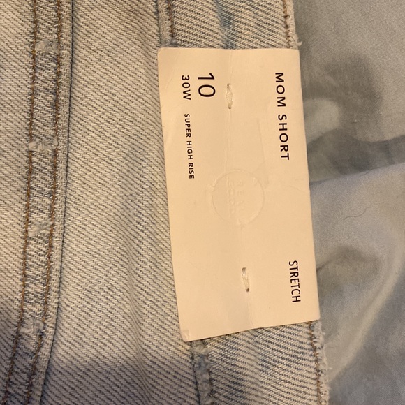 Super High Rise Mom Shorts - Picture 3 of 6